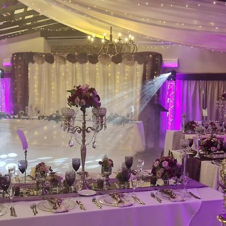 Accolades Boutique Venue Hotel Midrand Exterior photo