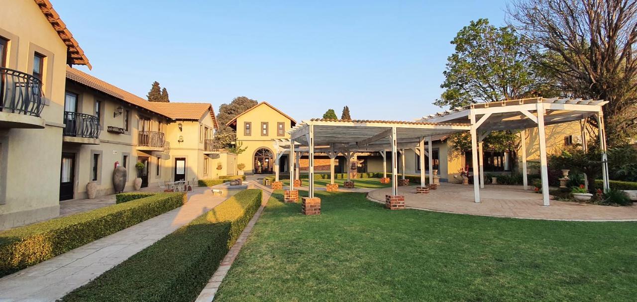 Accolades Boutique Venue Hotel Midrand Exterior photo